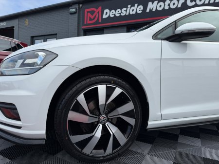 2021 Volkswagen Golf - photo 3