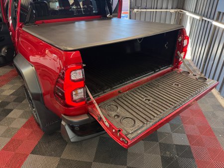 2026 Toyota Hilux - photo 13