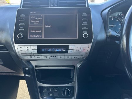 2022 Toyota Land Cruiser - photo 9