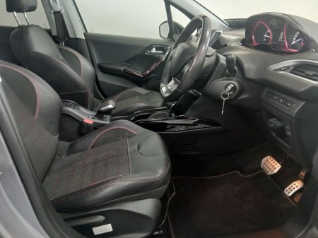 2017 Peugeot 2008 - photo 9