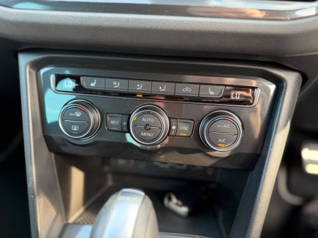 2019 Volkswagen Tiguan - photo 26