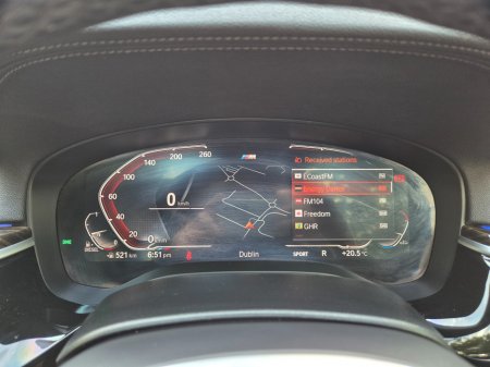 2022 BMW 5-Series - photo 24