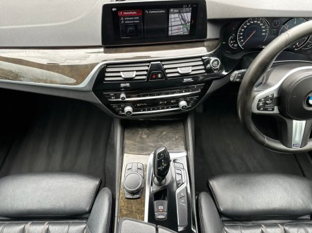 2017 BMW 5-Series - photo 19