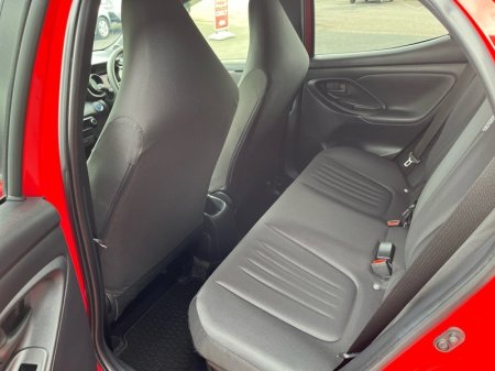 2020 Toyota Yaris - photo 7