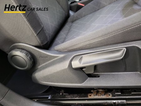2023 Volkswagen Golf - photo 19