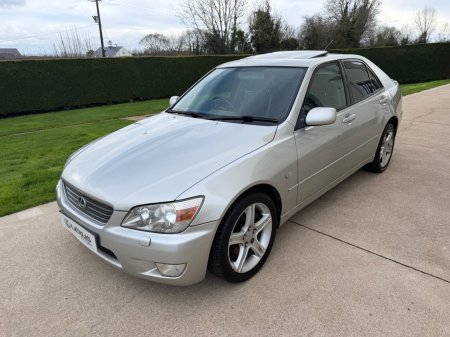 2005 Lexus IS - photo 4
