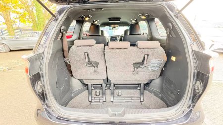 2016 Toyota Estima - photo 14