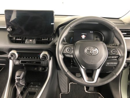 2024 Toyota RAV4 - photo 9