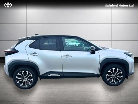 2024 Toyota Yaris Cross - photo 3