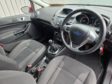 2015 Ford Fiesta - photo 11
