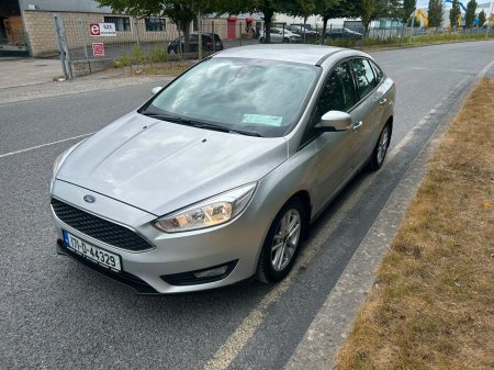 2017 Ford Focus - photo 4