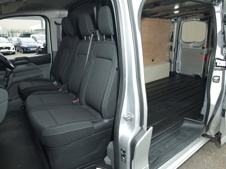 2024 Ford Transit Custom - photo 9