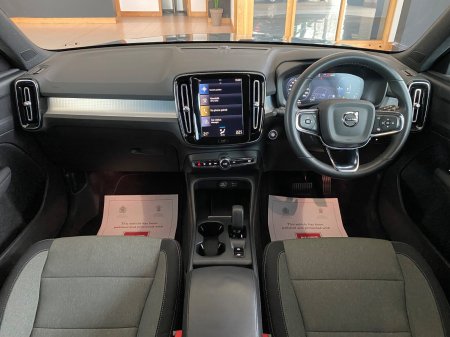 2022 Volvo XC40 - photo 13