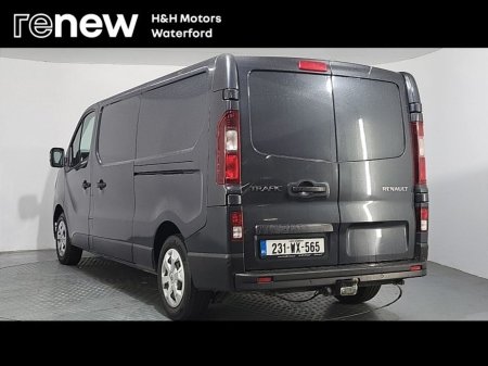 2023 Renault Trafic - photo 2