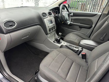 2011 Ford Focus - photo 24