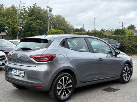 2023 Renault Clio - photo 5