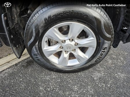 2013 Toyota Land Cruiser - photo 17