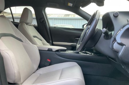 2023 Lexus UX - photo 17