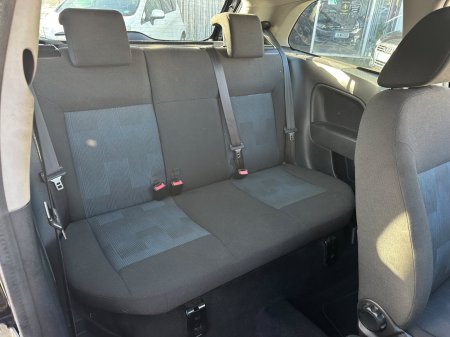 2008 Ford Fiesta - photo 25