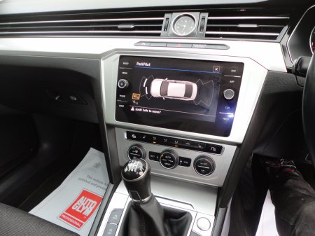 2019 Volkswagen Passat - photo 13