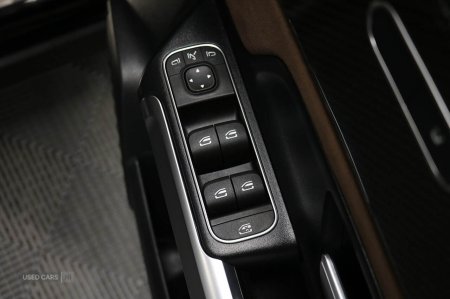 2025 Mercedes-Benz GLB - photo 57