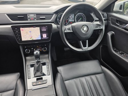 2020 Skoda Superb - photo 24