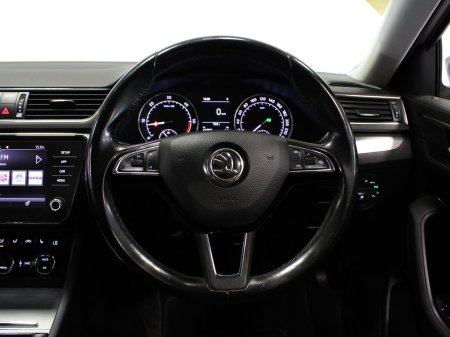 2021 Skoda Superb - photo 16