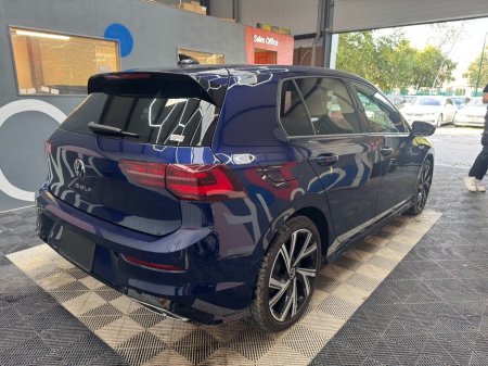 2024 Volkswagen Golf - photo 3
