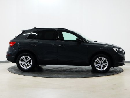 2022 Audi Q3 - photo 2