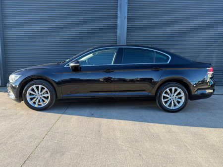 2017 Volkswagen Passat - photo 4