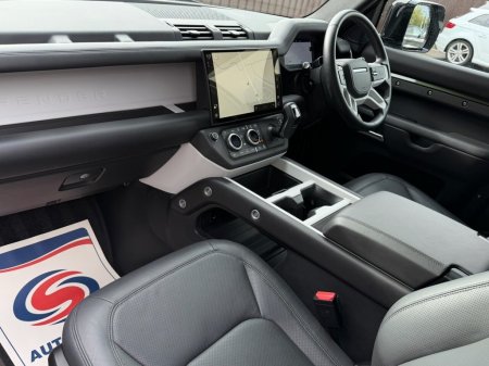 2025 Land Rover Defender - photo 12
