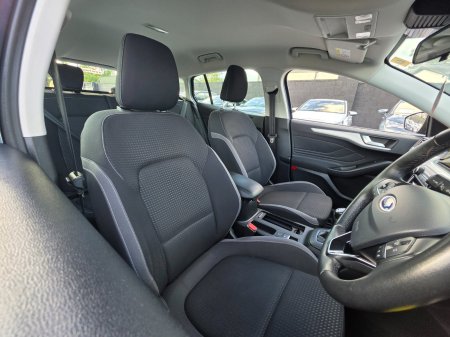 2019 Ford Focus - photo 27
