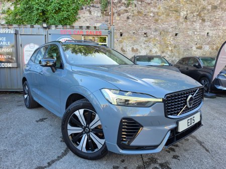 2023 Volvo XC60 T6 PHEV 350hp AT8 Plus Black Edition