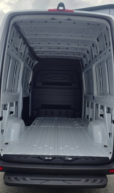 2026 Mercedes-Benz Sprinter - photo 9