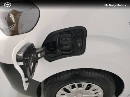 2026 Toyota Proace - photo 8