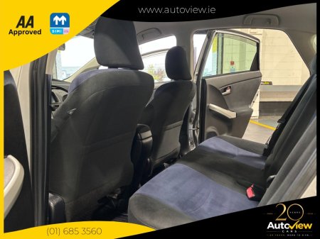 2013 Toyota Prius - photo 15
