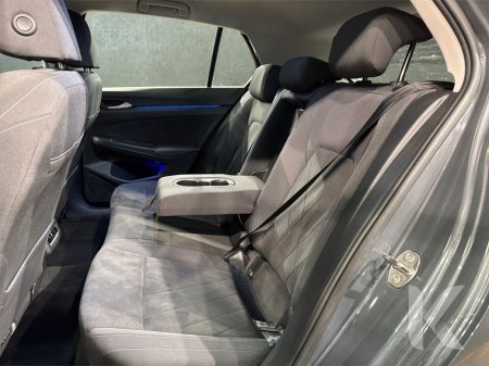 2023 Volkswagen Golf - photo 18