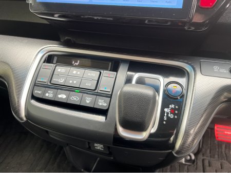 2019 Honda Stepwagon - photo 21