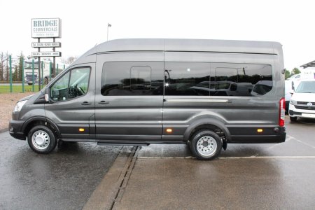 2019 Ford Transit - photo 2