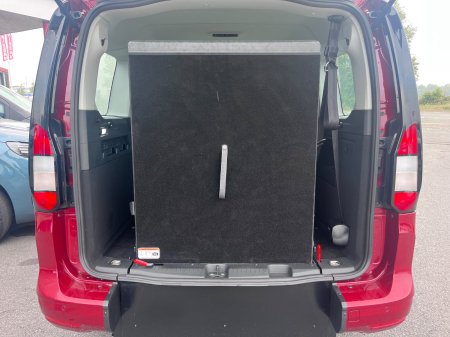 2025 Ford Tourneo Connect - photo 8