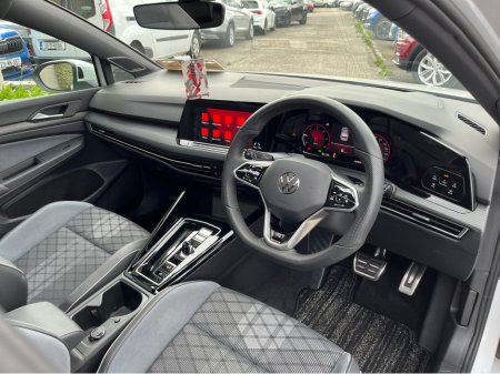 2024 Volkswagen Golf - photo 15