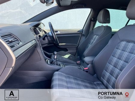 2018 Volkswagen Golf - photo 4