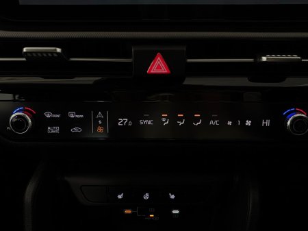 2025 Kia Sportage - photo 20