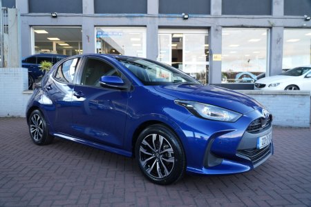 2022 Toyota Yaris - photo 2