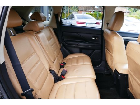 2015 Mitsubishi Outlander - photo 11