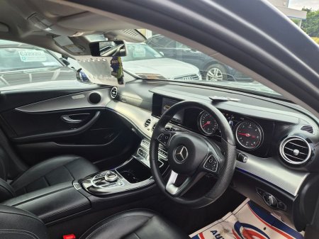 2017 Mercedes-Benz E-Class - photo 6