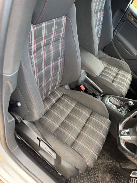 2009 Volkswagen Golf - photo 14
