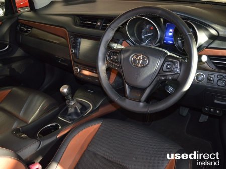 2017 Toyota Avensis - photo 5