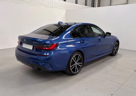 2022 BMW 3-Series - photo 3