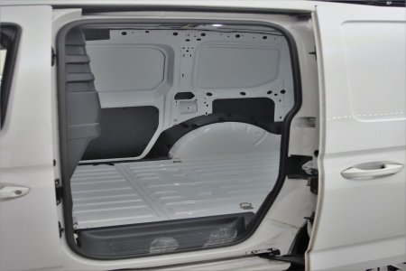 2022 Volkswagen Caddy - photo 24